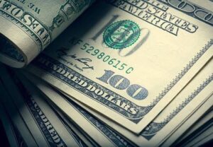 Dólar dispara 29% no 1º tri e analistas veem poucos motivos para alívio