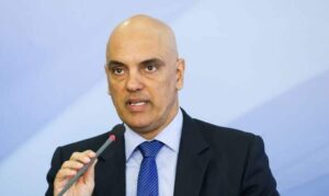Ministro do STF impede Bolsonaro de decretar fim das quarentenas nos estados