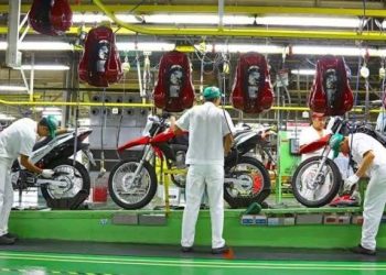 Honda retoma produção de motos em Manaus