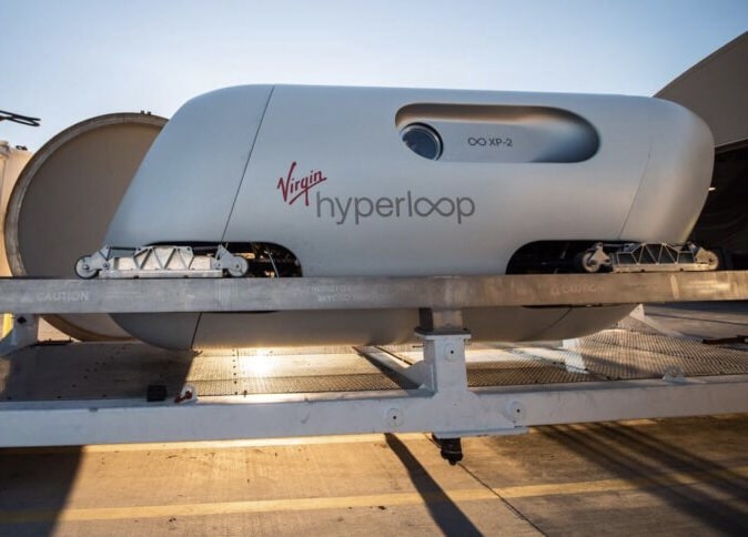 Virgin Hyperloop conclui o primeiro teste com passageiros reais