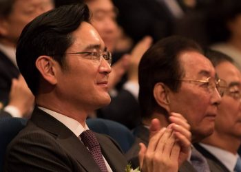 Herdeiro da Samsung é condenado por corrupção em Seul