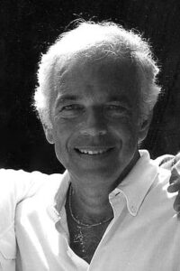 O estilista entrou pela primeira vez na lista Forbes 400 em 1986, com um patrimônio de US$ 300 milhões. Atualmente é o mais rico estilista norte-americano e acumula um patrimônio de US$ 6,3 bilhões, ocupando a 100a posição na lista dos mais ricos da Forbes em 2019. 