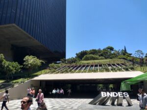 Segundo o BNDES, o resultado do quarto trimestre foi impactado pelas vendas de ações da Suzano e da Vale.