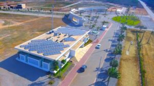 Os dispositivos fornecidos pela Enel X irão possibilitar uma grande variedade de serviços, impulsionados pela Planet, para reforçar o engajamento entre moradores e melhorar a qualidade de vida dos residentes.