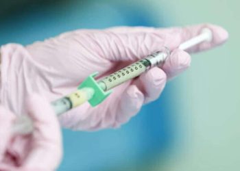 Chamada de ButanVac, a vacina será desenvolvida e produzida integralmente no Butantan, sem necessidade de importação do Insumo Farmacêutico Ativo (IFA).