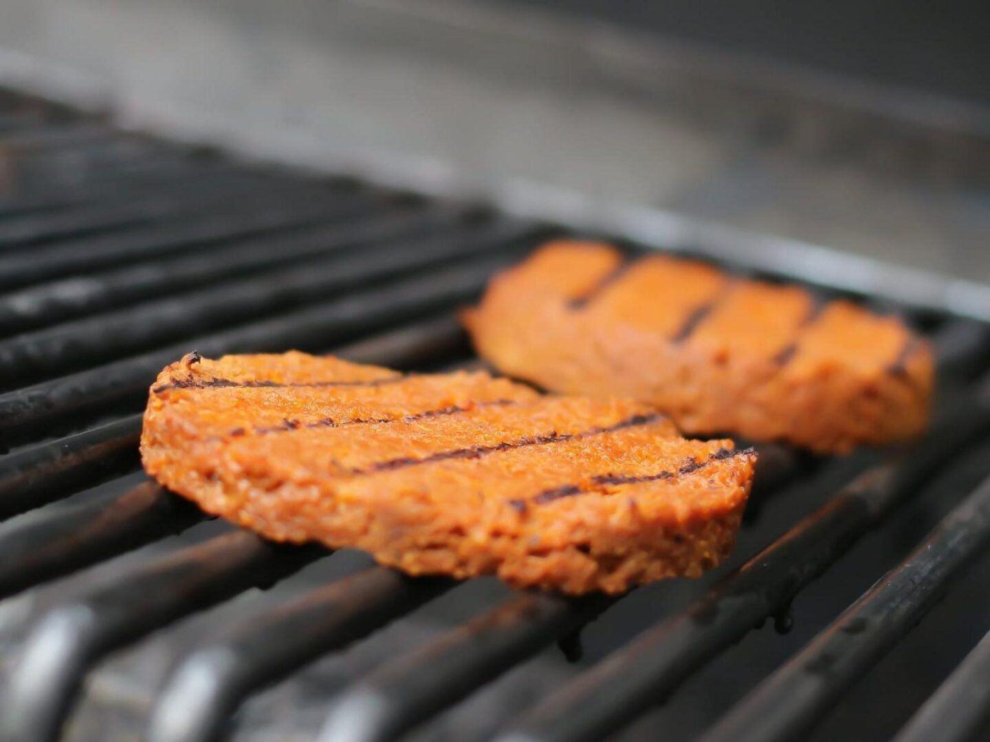 aquisição da Vivera pela JBS, o maior frigorífico do mundo.