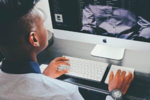 As mentorias exclusivas com os tomadores de decisão da Mercedes-Benz e de outros experts do mercado contribuem para o melhor desempenho das startups e, consequentemente, para o alcance dos resultados esperados e para o sucesso dessa iniciativa.