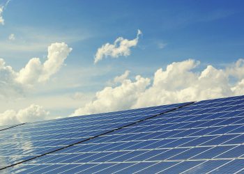 Startup de energia solar se abre para investimento por meio do financiamento coletivo.
