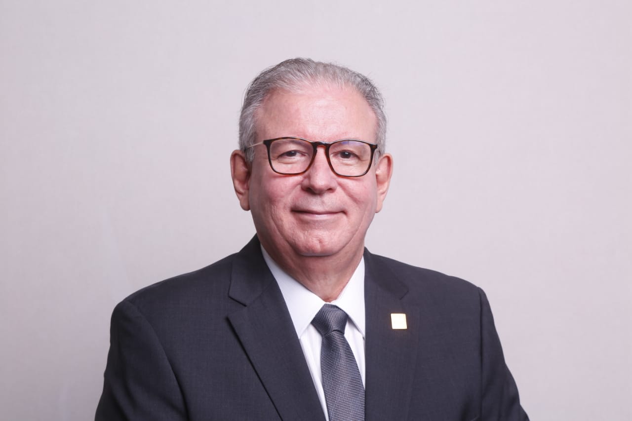 Investir na disseminação de uma conduta ética é fundamental para assegurar a integridade, garantir a transparência e probidade das ações, bem como possibilitar que os riscos sejam identificados e prevenidos.