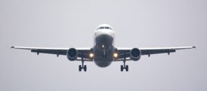 A GOL Linhas Aéreas publicou nesta segunda-feira, 12, a “Atualização ao Investidor”, que é um documento em que a companhia aérea abre ao mercado em geral as informações preliminares e não auditadas sobre suas expectativas para os resultados do 2º trimestre de 2021 (2T21), que serão detalhados, aprofundados e discutidos em teleconferência no dia 29 de julho.