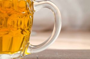 No segundo trimestre de 2021, a Ambev registrou o volume mais alto de consumo de todos os tempos, 5 milhões de hectolitros acima do pico em 2015.