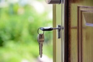 Comprador de imóvel com preço estipulado por unidade não tem direito à compensação por metragem do terreno inferior à anunciada