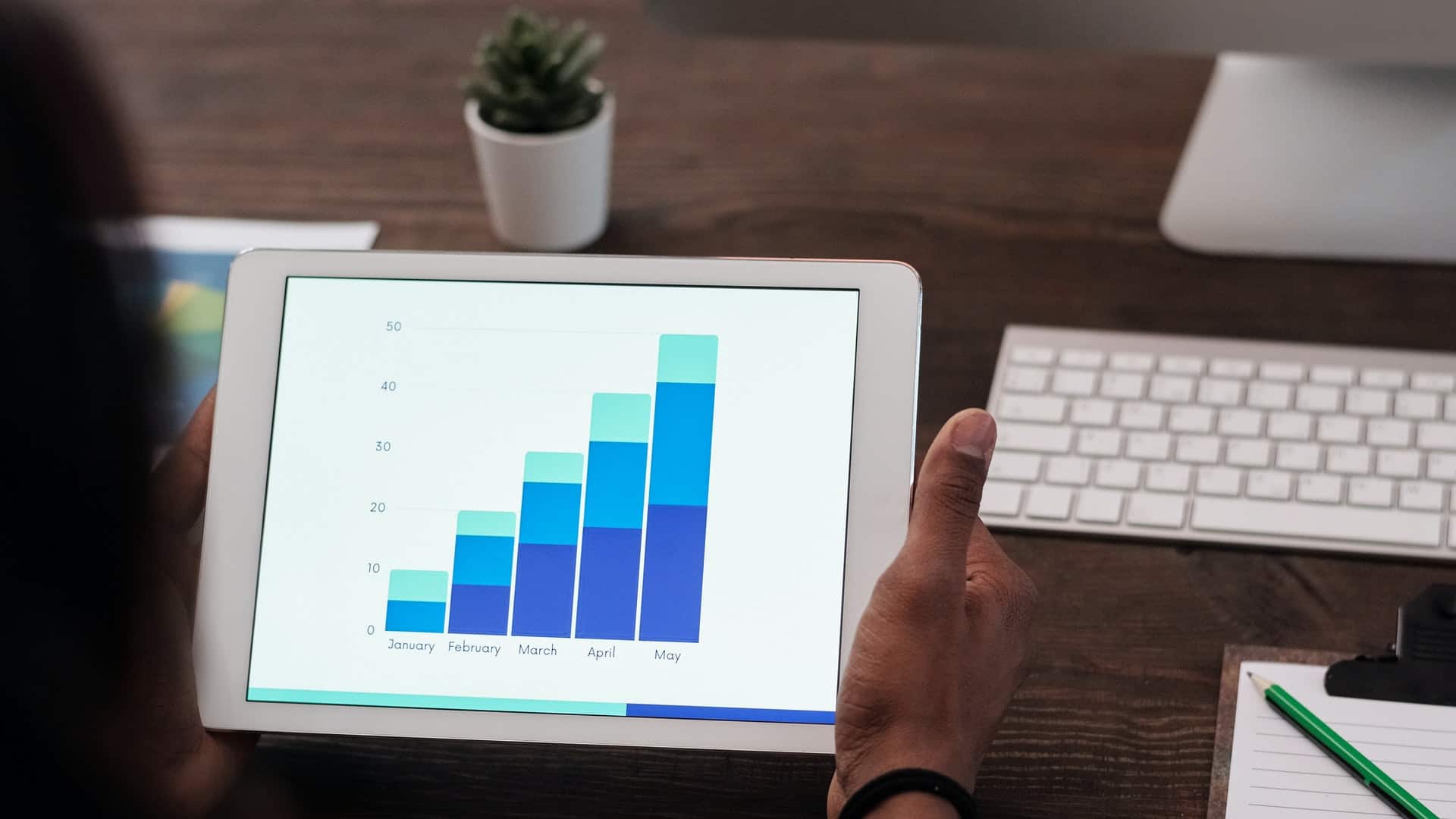 Alguns temas que serão abordados: a separação para fins regulatórios entre empresas comerciais e instituições financeiras ainda faz sentido? A regulação deve enfocar atividades ou empresas específicas? Quais os desafios regulatórios?