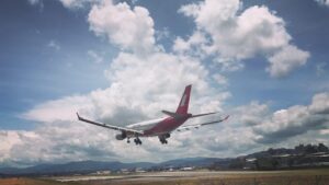 O objetivo da alteração da resolução é aumentar a oferta de querosenes, gerando potencial de redução de custos para as companhias aéreas e, com isso, a redução dos preços das passagens aéreas.