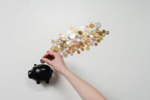 O Whitehall, parceiro do Hopi Hari neste projeto, é o banco líder de investimento em ativos reais e que oferece investimentos diretos e administrados por investidores na América do Norte, América Latina e Caribe