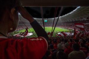 Com esse patronício, será possível criar arenas de transmissão locais na América do Sul, acesso a ingressos de jogos e uma série de ações e conteúdos exclusivos. Foto de riciardus no Pexels