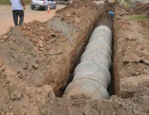 O projeto deve ampliar a coleta e tratamento de esgoto de 58,9% para 95%. Foto Cagece