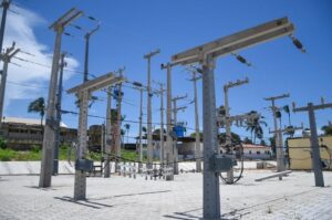 O centro é fruto de uma parceria entre a Enel Distribuição Ceará, o Serviço Nacional de Aprendizagem Industrial (SENAI Ceará).
