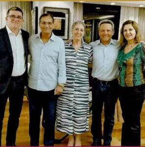 Empresários da BSPAR e Politriz em reunião; Beto Studart e Lázaro Magalhães discutem parcerias; Visita ao escritório da BSPAR.
