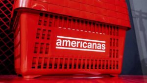 A empresa busca uma solução sustentável para a continuidade de suas operações em negociações com seus credores financeiros.