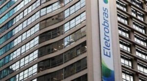 A reação positiva dos investidores se deve à troca do diretor financeiro da companhia.