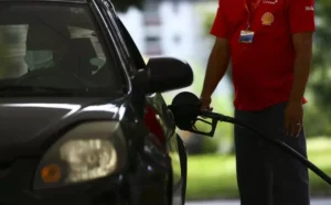 Durante a 23ª Conferência Internacional Datagro sobre Açúcar e Etanol, o vice-presidente Geraldo Alckmin disse que o governo estuda elevar a mistura obrigatória de biodiesel no diesel para 20%.
