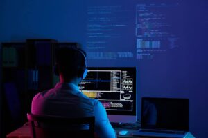 A Arqgen se destaca por sua capacidade de aplicar princípios de arquitetura em seu algoritmo de IA, tornando-o capaz de criar projetos arquitetônicos complexos e eficientes em tempo recorde.