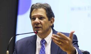 O ministro da Fazenda, Fernando Haddad, dá entrevista coletiva,para detalhar as primeiras medidas econômicas do governo.