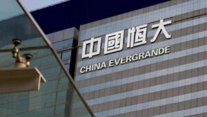 Imagem mostra a fachada da empresa Evergrande.