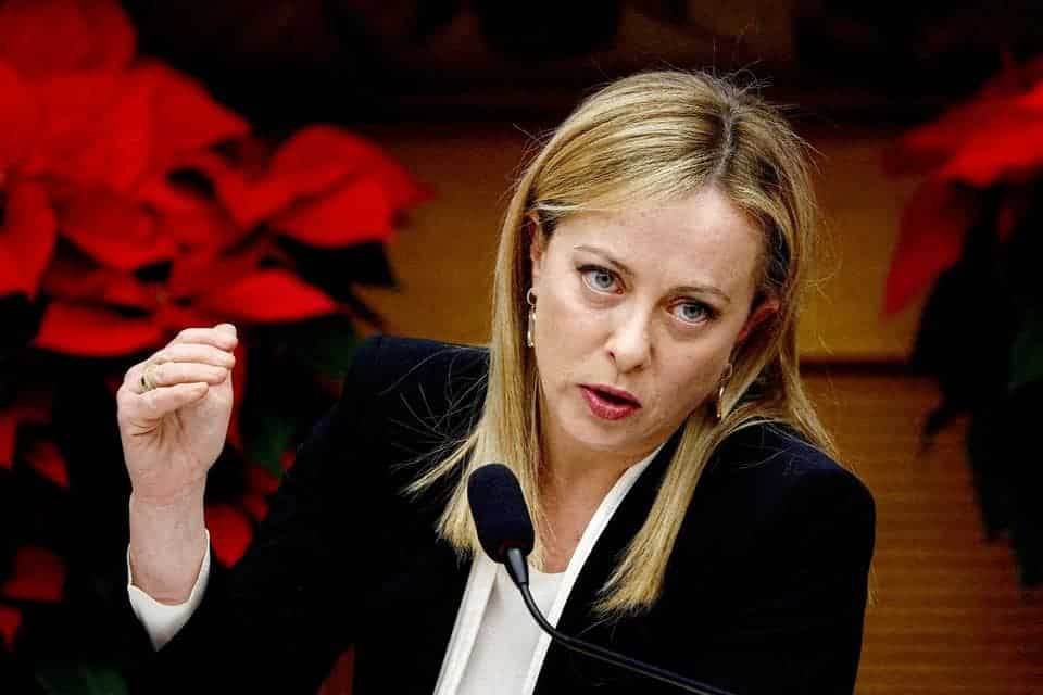 A relação dívida/PIB da Itália deve diminuir para 139,6% até 2026, em comparação com 140,2% deste ano.