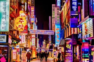 As exportações da Coreia do Sul apresentaram uma desaceleração na queda em setembro, surpreendendo positivamente o mercado e marcando a menor retração em um ano de declínio contínuo.