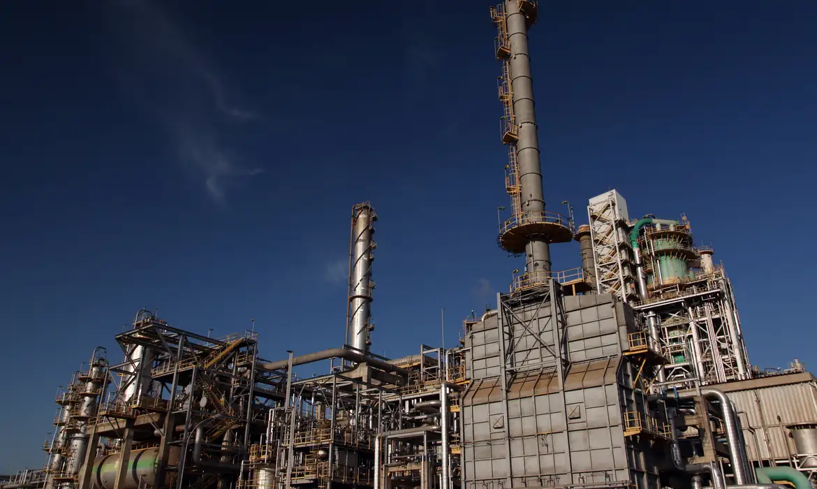 Brasil: transição energética pode afetar petróleo e gás