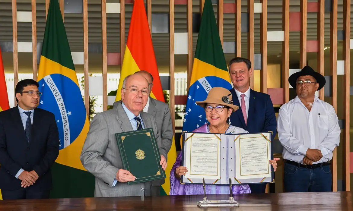 brasil e bolívia firmam parceria comercial de fertilizantes