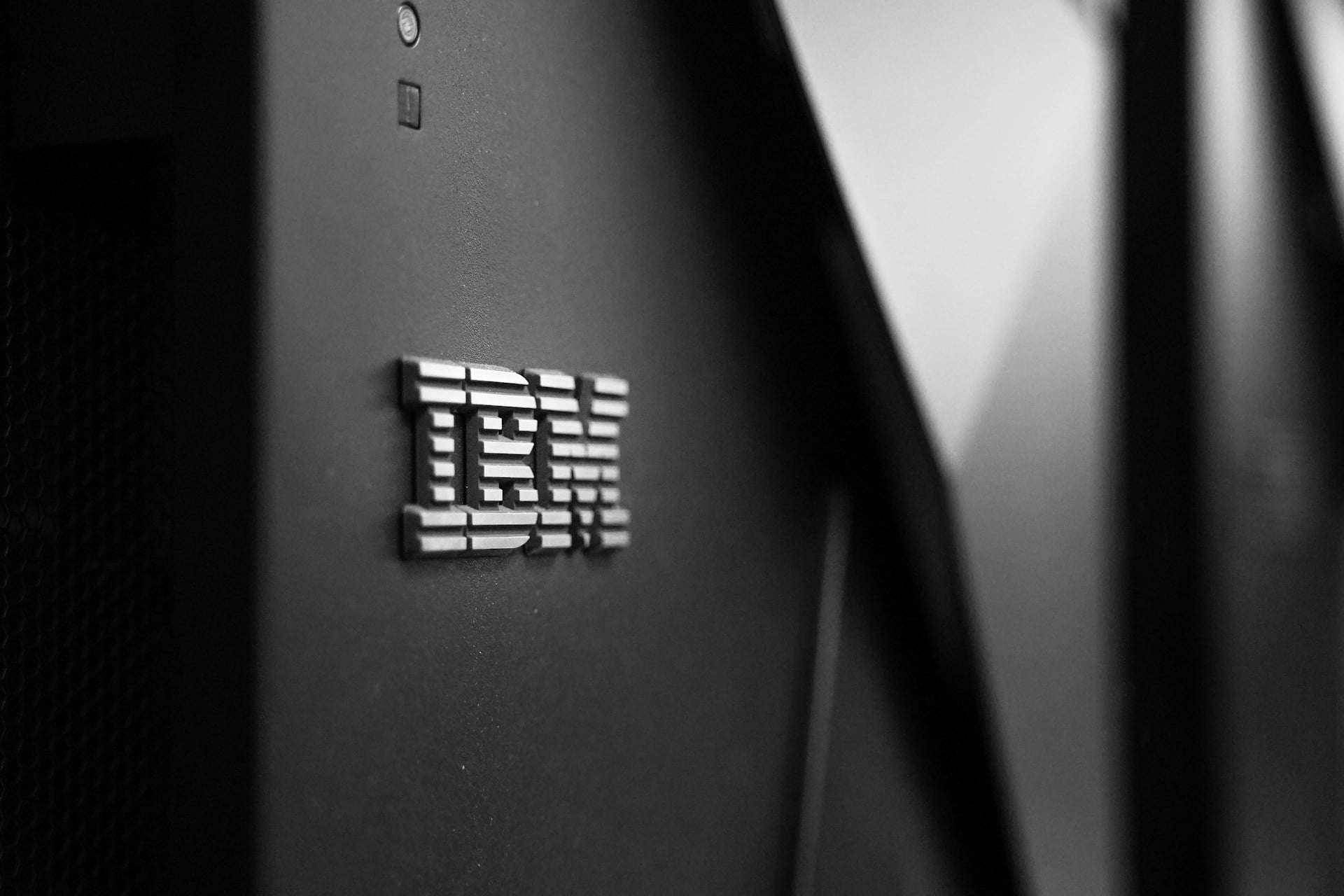 IBM exige retorno presencial de gerentes nos EUA