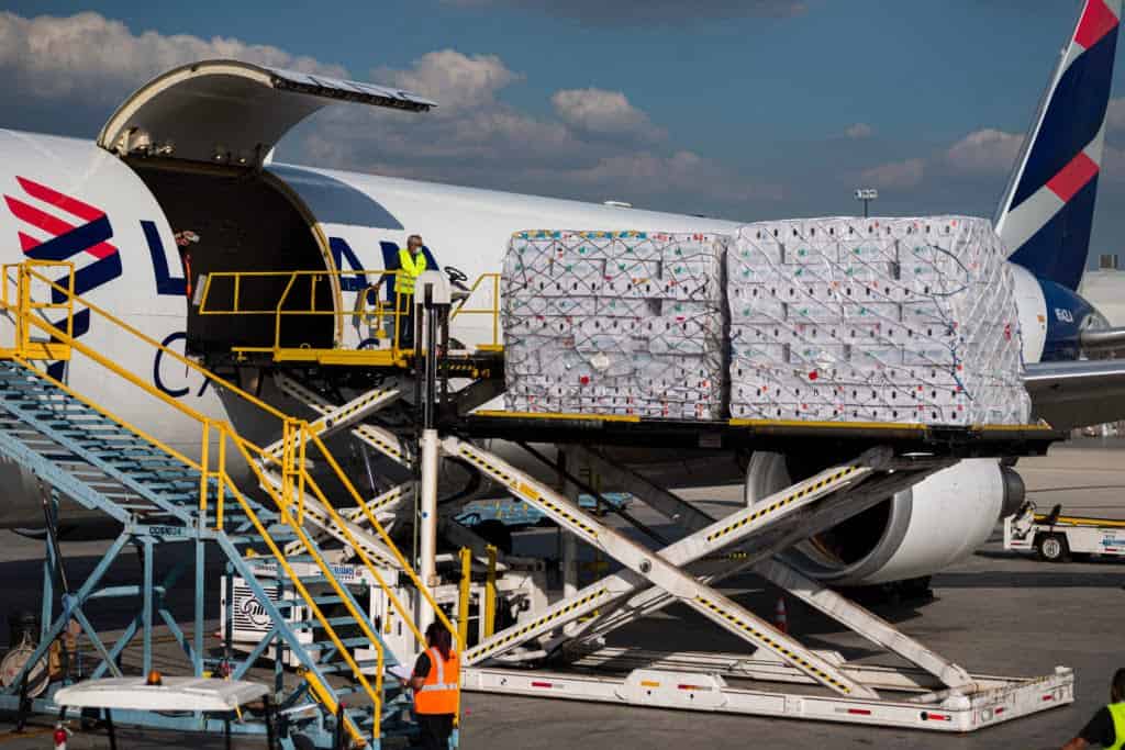 LATAM Cargo faz balanço de transporte aéreo de cargas