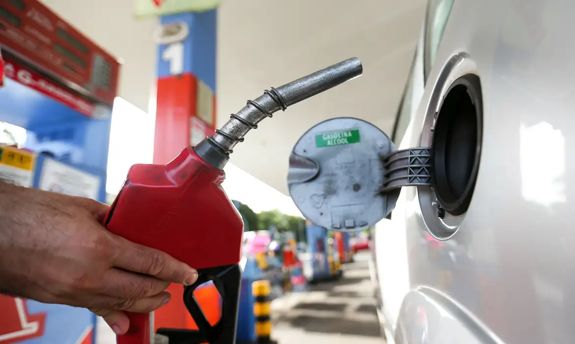 preço da gasolina diesel gás