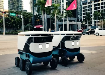 Uber lança robôs autônomos em Tóquio