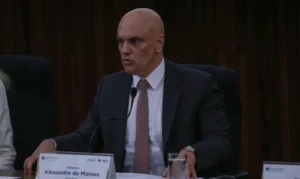 Moraes defende punição às big techs por conteúdo falso