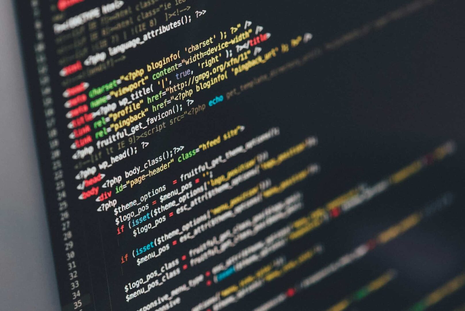 Avanço em IA beneficia setor de nuvem no país. (Foto: Iylia Pavlov/Unsplash)