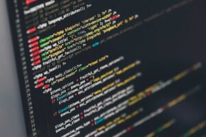 Avanço em IA beneficia setor de nuvem no país. (Foto: Iylia Pavlov/Unsplash)