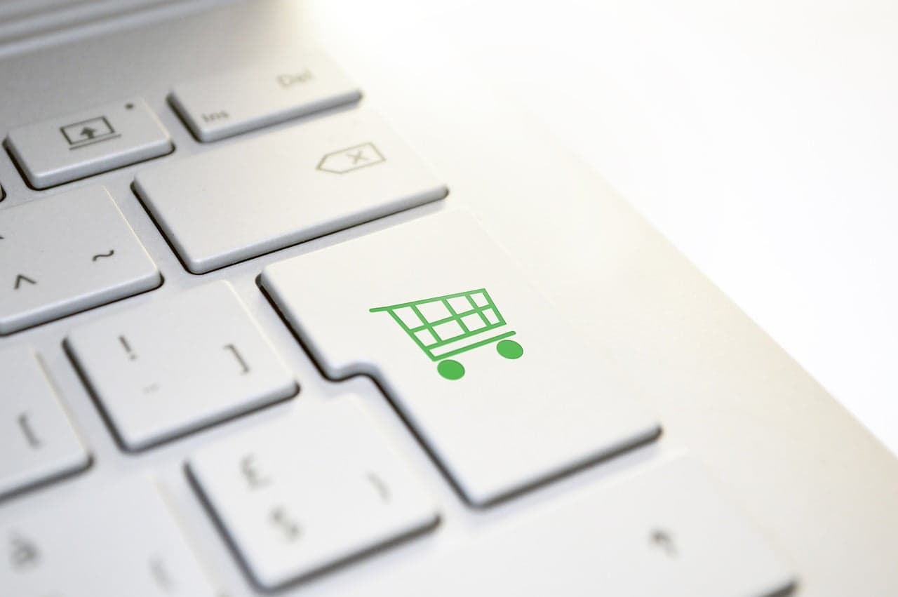 Pesquisa destaca vantagem de preços no e-commerce. (Foto: Divulgação/Pixabay)