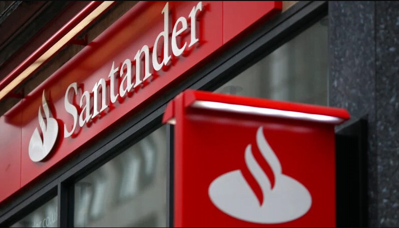 Santander lucro