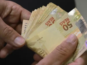 IPCA-15 - dinheiro - SEMANA SANTA - depósitos - salário mínimo - Moody's - saque na poupança