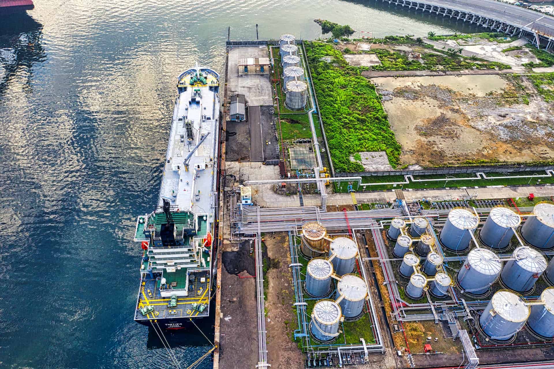 Produção média de petróleo e gás bate recorde em 2023