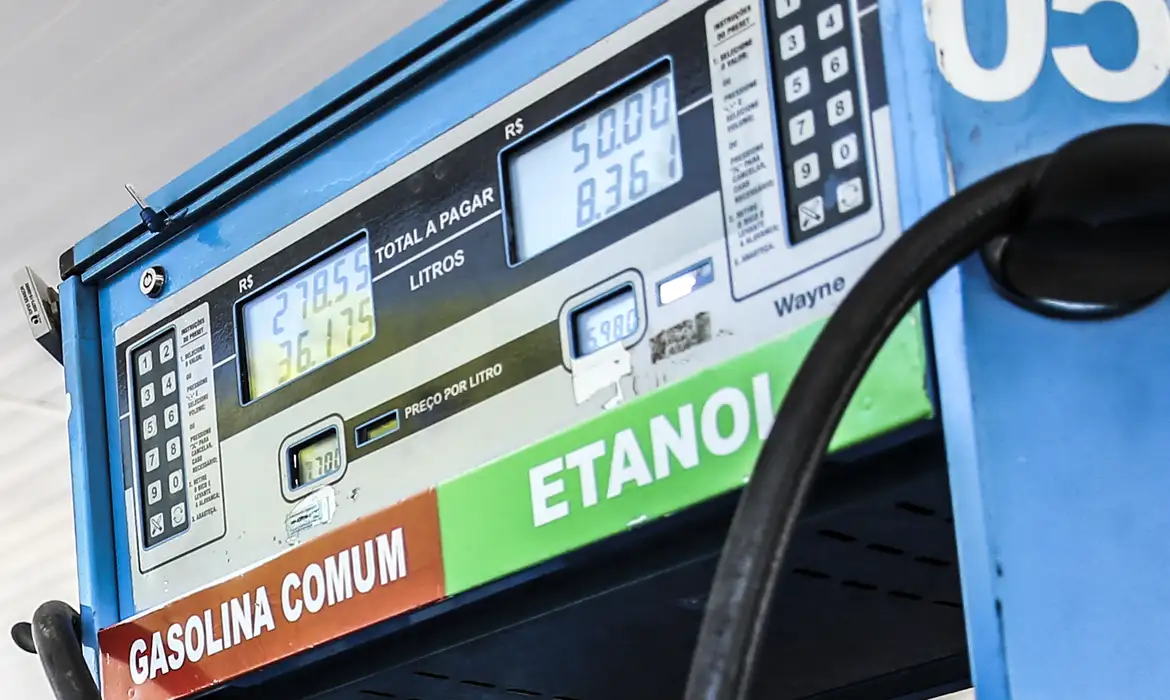 Preço do etanol sobe em 14 estados e no DF; confira