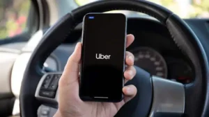 Uber Adolescentes: novo recurso entra em vigor no Brasil
