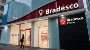 Bradesco altera políticas de carreira e incorpora Bram