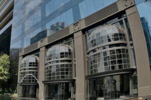 Banco é condenado por cobrança de empréstimo fraudulento