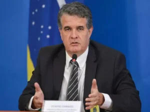 Bancos estão voltando ao Brasil após 20 anos, diz diretor do BC