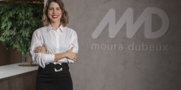 Eduarda Dubeux, Diretora Comercial, de Marketing e CX da Moura Dubeux.